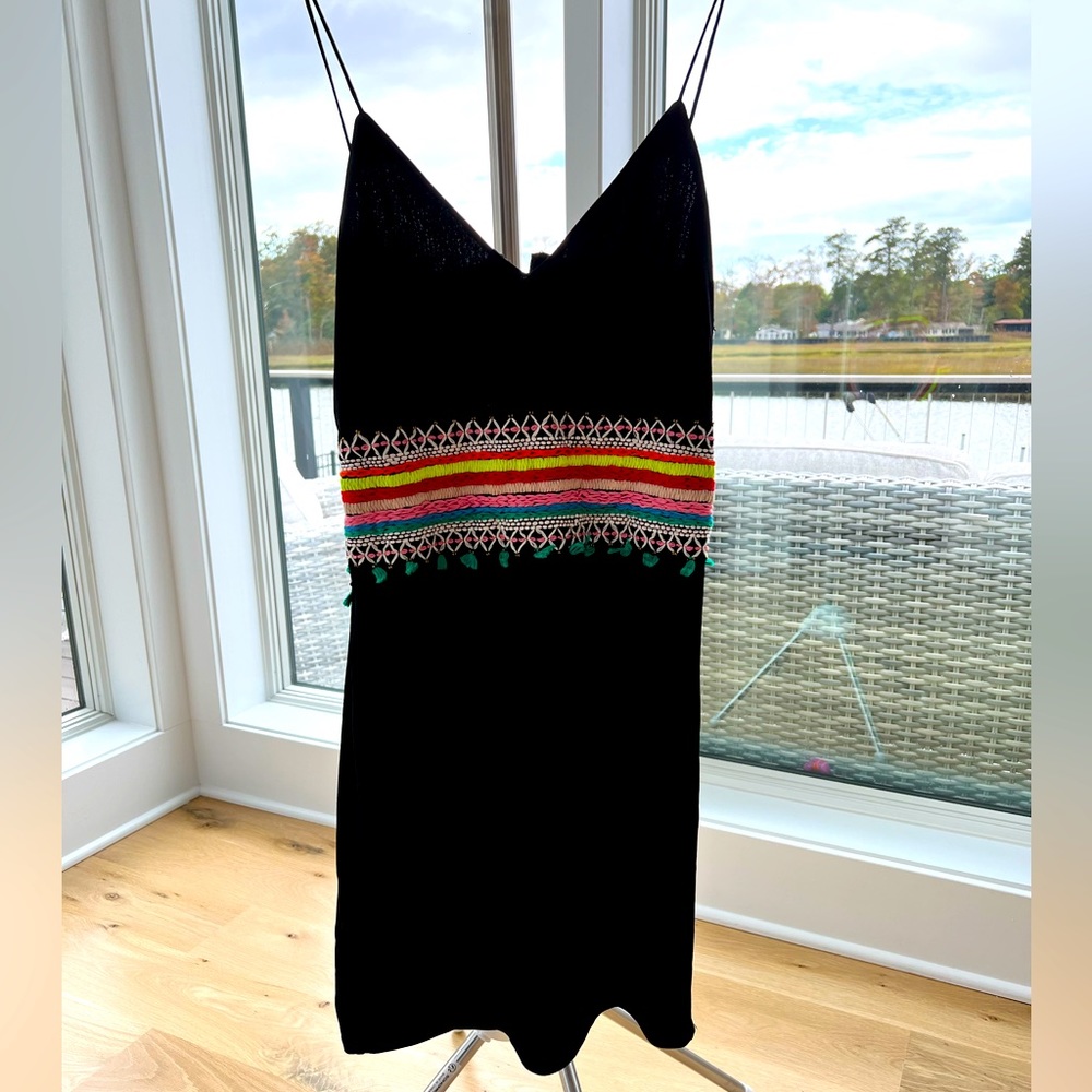 Alice + Olivia Loralee Black
Embroidered Dress